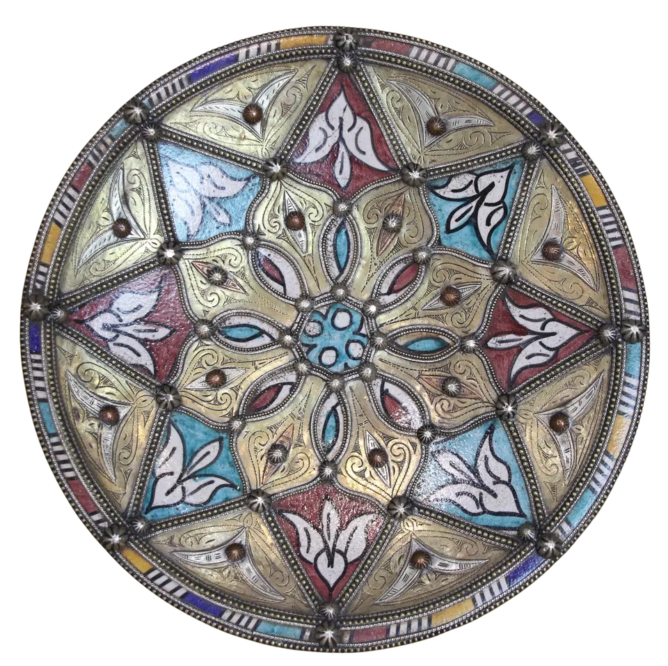 Plat serti — Étoile polychrome